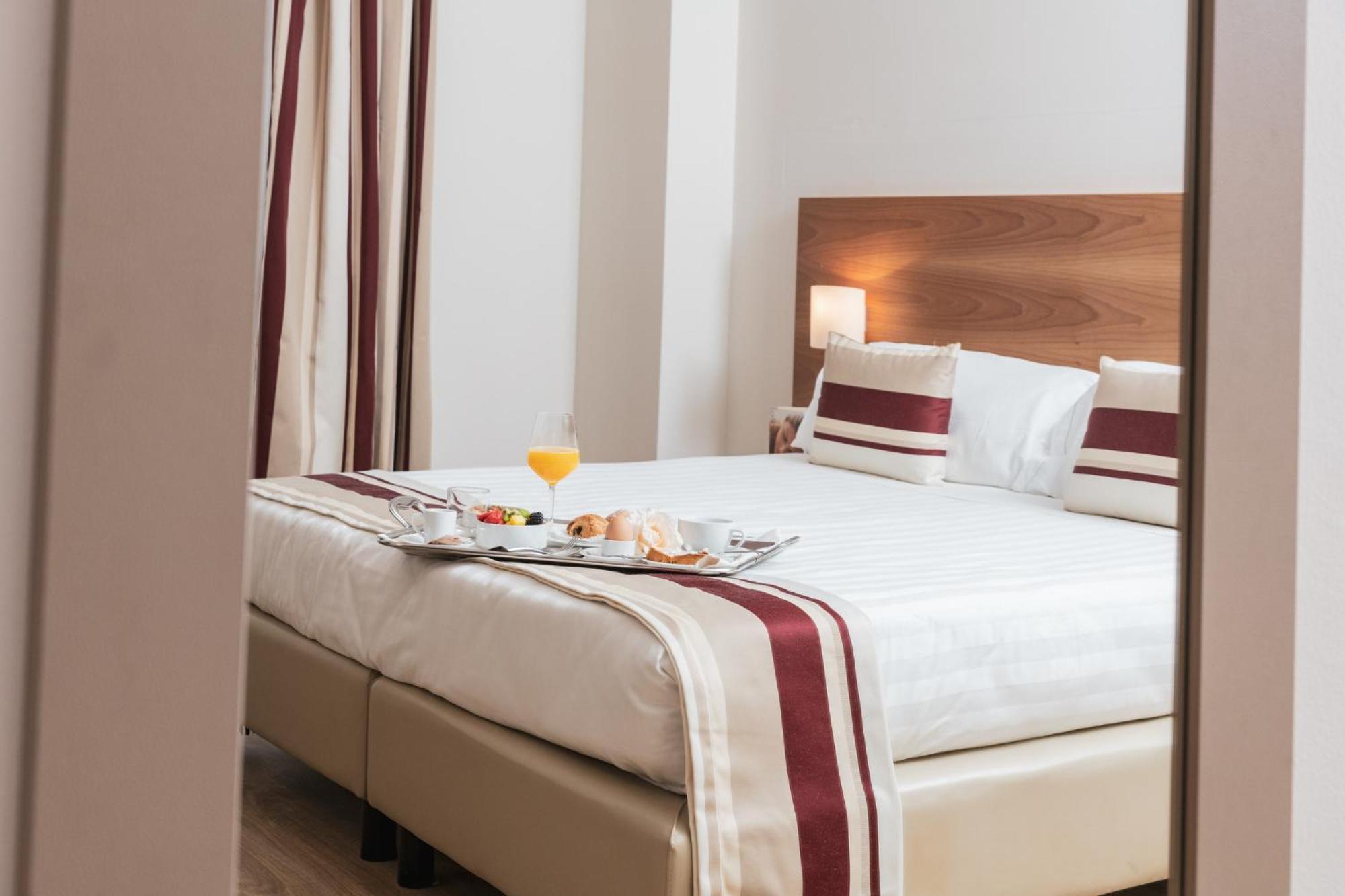 Royal Falcone Hotel