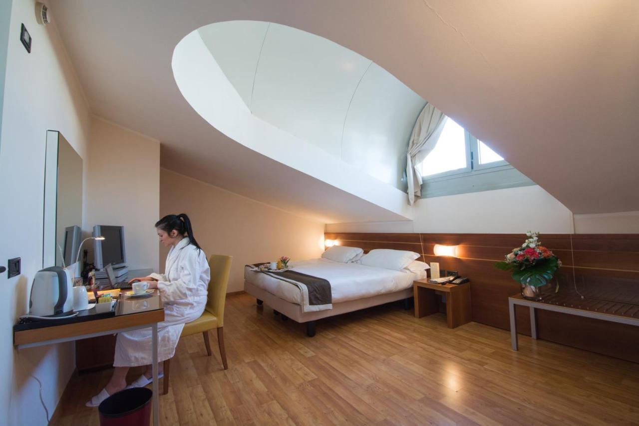 Royal Falcone Hotel