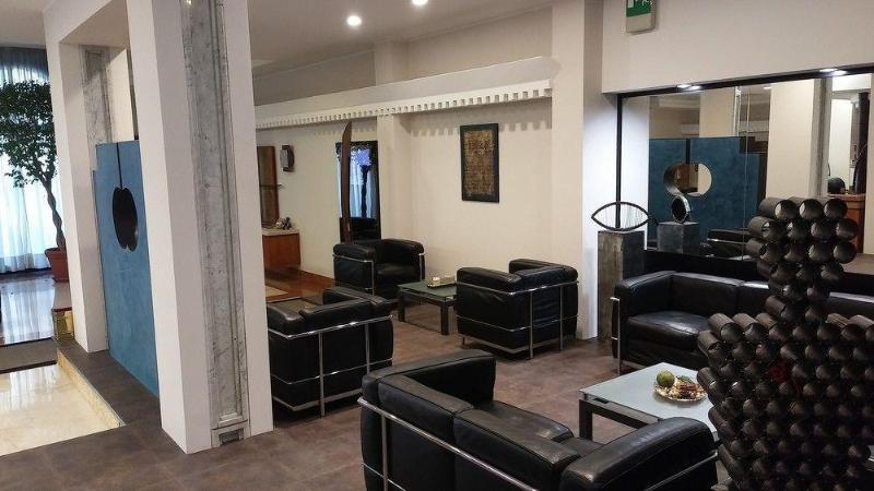 Royal Falcone Hotel